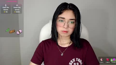 Snapshot of misha__sweet__27 chatting on February 22, 2025, 8:40 am misha online show from February 22, 2025, 8:40 am
