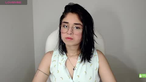 Snapshot of misha__sweet__27 chatting on March 1, 2025, 5:09 am misha online show from March 1, 2025, 5:09 am