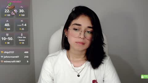 Snapshot of misha__sweet__27 chatting on March 2, 2025, 12:32 pm misha online show from March 2, 2025, 12:32 pm