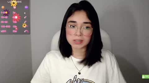 Snapshot of misha__sweet__27 chatting on March 12, 2025, 8:08 am misha online show from March 12, 2025, 8:08 am