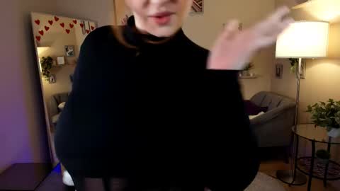 Snapshot of misha_the_createrr chatting on May 10, 2026, 9:03 am Ivy online show from May 10, 2026, 9:03 am