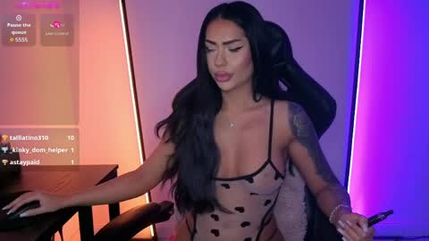 Snapshot of mishablueee chatting on April 7, 2026, 7:47 pm MishaBlueee online show from April 7, 2026, 7:47 pm