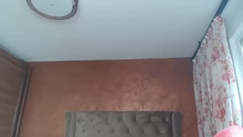 Snapshot of mishakiss34 chatting on December 8, 2024, 12:19 pm Misha online show from December 8, 2024, 12:19 pm