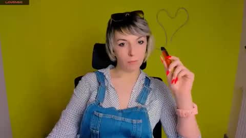 Mishelle online show from April 27, 2026, 3:10 pm
