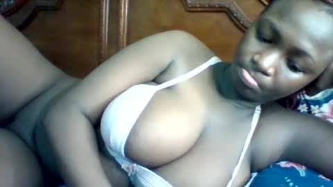 Snapshot of miss440_sunday chatting on February 20, 2026, 9:37 pm miss440 online show from February 20, 2026, 9:37 pm