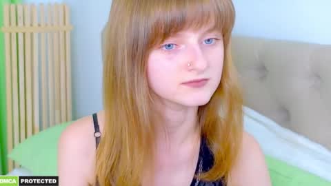 Alisa NONNUDE online show from April 18, 2026, 7:58 pm