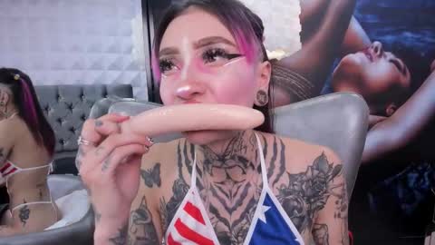 Snapshot of miss___angel chatting on October 11, 2025, 6:17 pm miss___angel online show from October 11, 2025, 6:17 pm