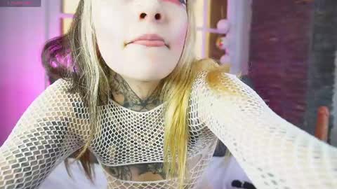 Snapshot of miss___angel chatting on April 29, 2026, 5:30 pm miss___angel online show from April 29, 2026, 5:30 pm