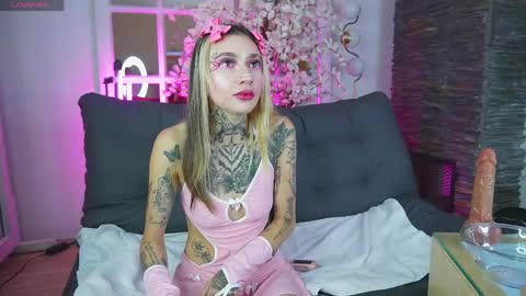 Snapshot of miss___angel chatting on May 4, 2026, 11:17 am miss___angel online show from May 4, 2026, 11:17 am
