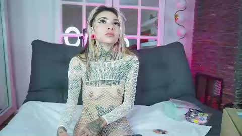 miss___angel online show from June 13, 2026, 11:08 am