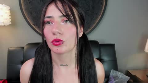 Charlotte online show from December 20, 2024, 6:13 pm
