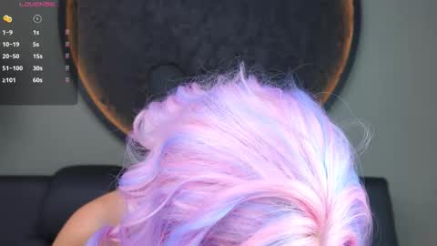 Charlotte online show from September 25, 2025, 6:11 pm