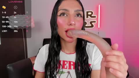 Snapshot of miss___evangeline chatting on May 7, 2026, 3:12 am Evangeline online show from May 7, 2026, 3:12 am