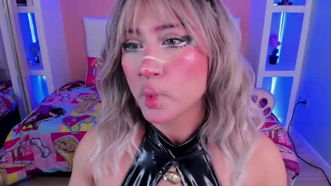 Snapshot of miss___megan chatting on March 10, 2026, 2:27 am Megan online show from March 10, 2026, 2:27 am