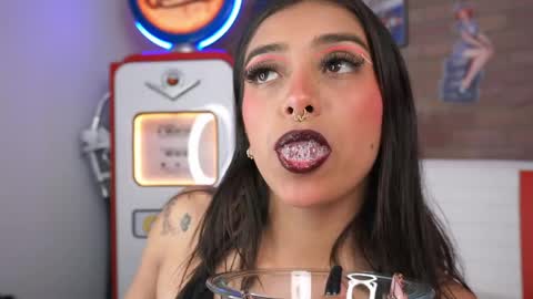 Snapshot of miss___sabrina chatting on April 29, 2026, 6:25 pm Sabrina online show from April 29, 2026, 6:25 pm