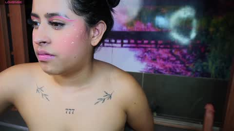 Anya online show from December 5, 2024, 2:11 pm