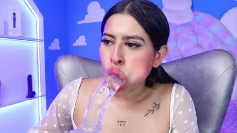Anya online show from January 31, 2025, 5:21 pm