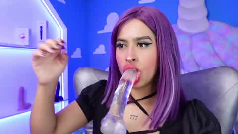 Anya online show from February 15, 2025, 11:06 am