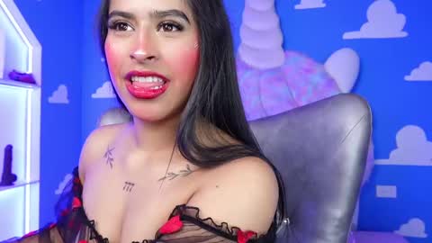 Anya online show from March 8, 2025, 11:05 am
