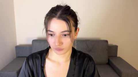 Asya online show from February 5, 2026, 5:50 pm