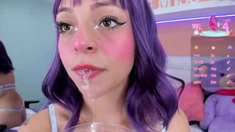 Lizz online show from March 4, 2025, 6:29 pm