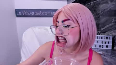 Lizz online show from September 10, 2025, 6:30 pm