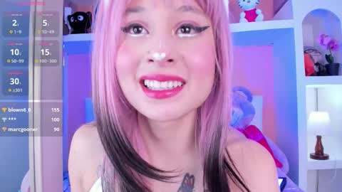 Lunna online show from September 20, 2025, 11:11 am