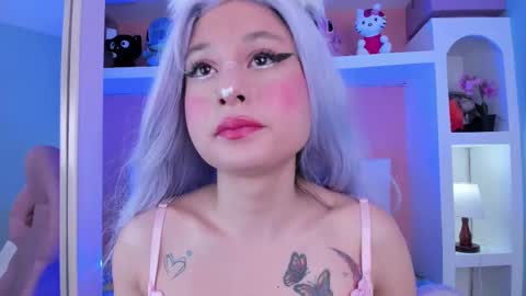 Lunna online show from September 25, 2025, 11:25 am