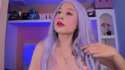 Lunna online show from October 18, 2025, 11:00 am