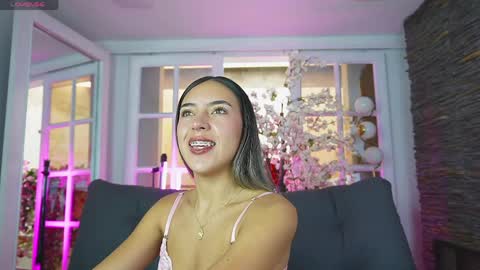 Zoe online show from May 4, 2026, 6:15 pm