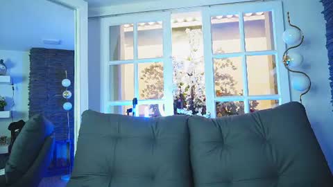 Zoe online show from June 16, 2026, 6:10 pm