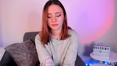 Alexa Sarmiento online show from December 11, 2024, 3:37 pm