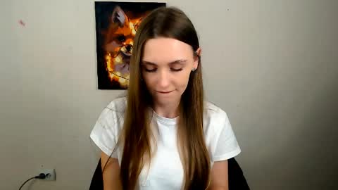Snapshot of miss_angelina_ chatting on April 16, 2026, 6:25 am Angelina online show from April 16, 2026, 6:25 am