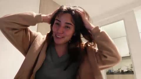 miss_ann_1 online show from May 6, 2026, 12:19 am