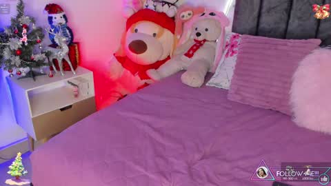 Snapshot of miss_brunette_ chatting on December 5, 2024, 6:10 am lucy 3 online show from December 5, 2024, 6:10 am