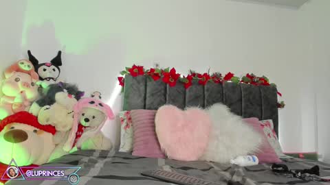 Snapshot of miss_brunette_ chatting on December 31, 2024, 5:22 am lucy 3 online show from December 31, 2024, 5:22 am