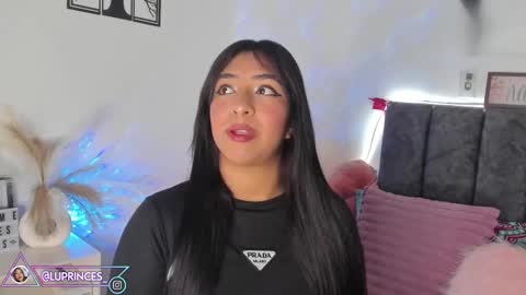 Snapshot of miss_brunette_ chatting on March 4, 2025, 2:17 am lucy 3 online show from March 4, 2025, 2:17 am