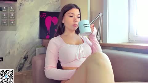 Snapshot of miss_bubbles chatting on September 27, 2025, 1:43 am Sandy online show from September 27, 2025, 1:43 am