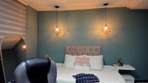 Cataleya online show from November 26, 2025, 11:44 am