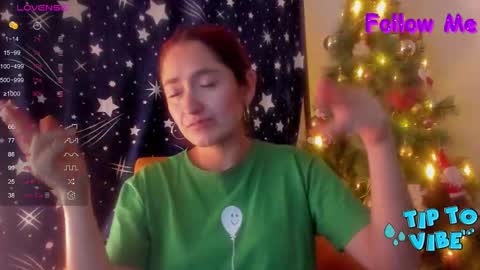 Snapshot of miss_cruz chatting on December 18, 2024, 12:43 am Victoria Cruz online show from December 18, 2024, 12:43 am