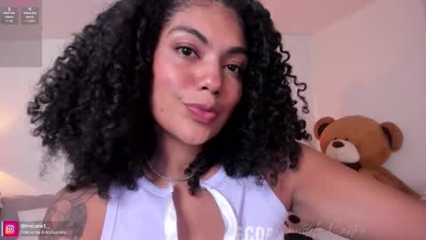 CANDELA CASTRO  online show from October 16, 2025, 12:50 pm