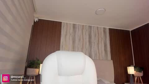 Snapshot of miss_curazao chatting on February 24, 2026, 12:58 pm CANDELA CASTRO online show from February 24, 2026, 12:58 pm