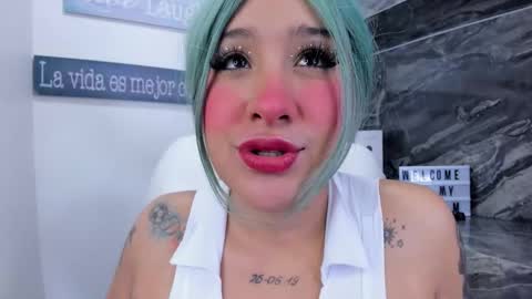 Danika online show from November 27, 2025, 11:01 am