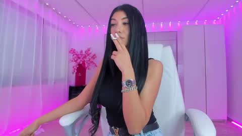 miss_diamond__ online show from May 9, 2026, 5:56 am