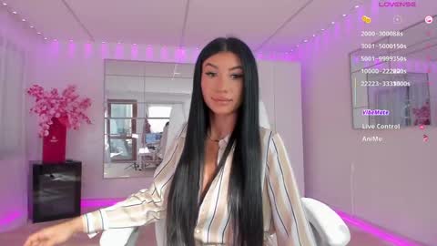 miss_diamond__ online show from May 12, 2026, 5:26 am