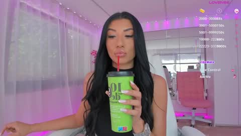 miss_diamond__ online show from May 15, 2026, 6:53 am