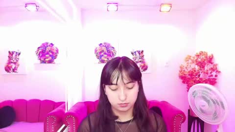 Melanie online show from May 6, 2026, 12:32 pm