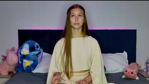 Snapshot of miss_emily_miller chatting on September 30, 2025, 5:29 pm Emily online show from September 30, 2025, 5:29 pm