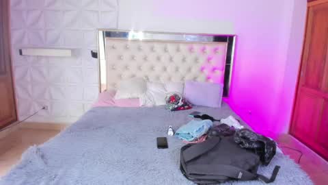 Snapshot of miss_emilystar chatting on June 7, 2026, 7:39 pm miss_emilystar online show from June 7, 2026, 7:39 pm