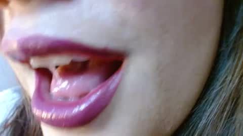 Snapshot of miss_evoleth2 chatting on March 3, 2026, 1:23 am Miss Evoleth online show from March 3, 2026, 1:23 am